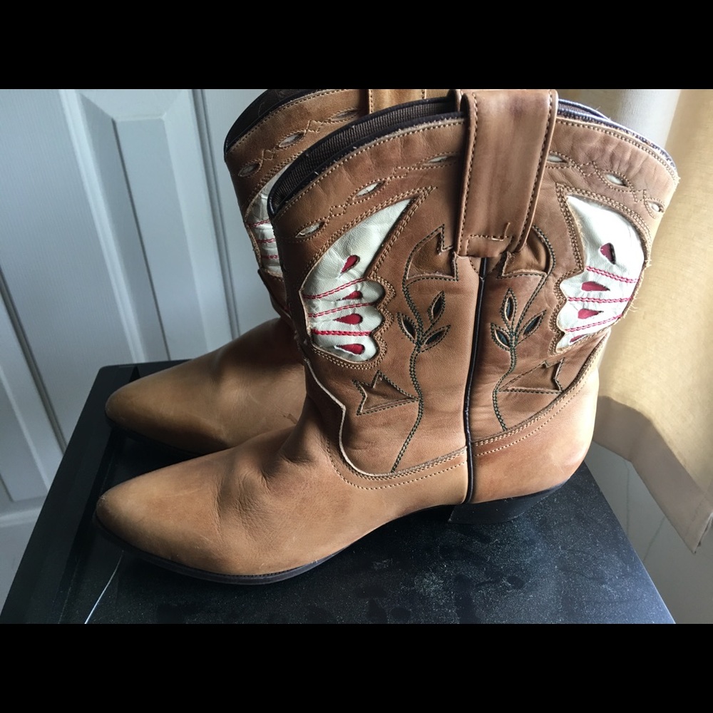 Oak Tree Short Boots